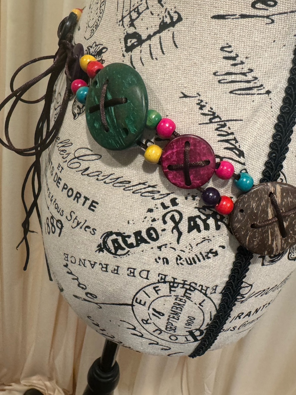Handmade Coconut Shell Belt - Picture 4 of 5